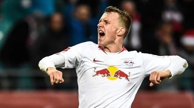 攻和坚固的 攻和坚固的