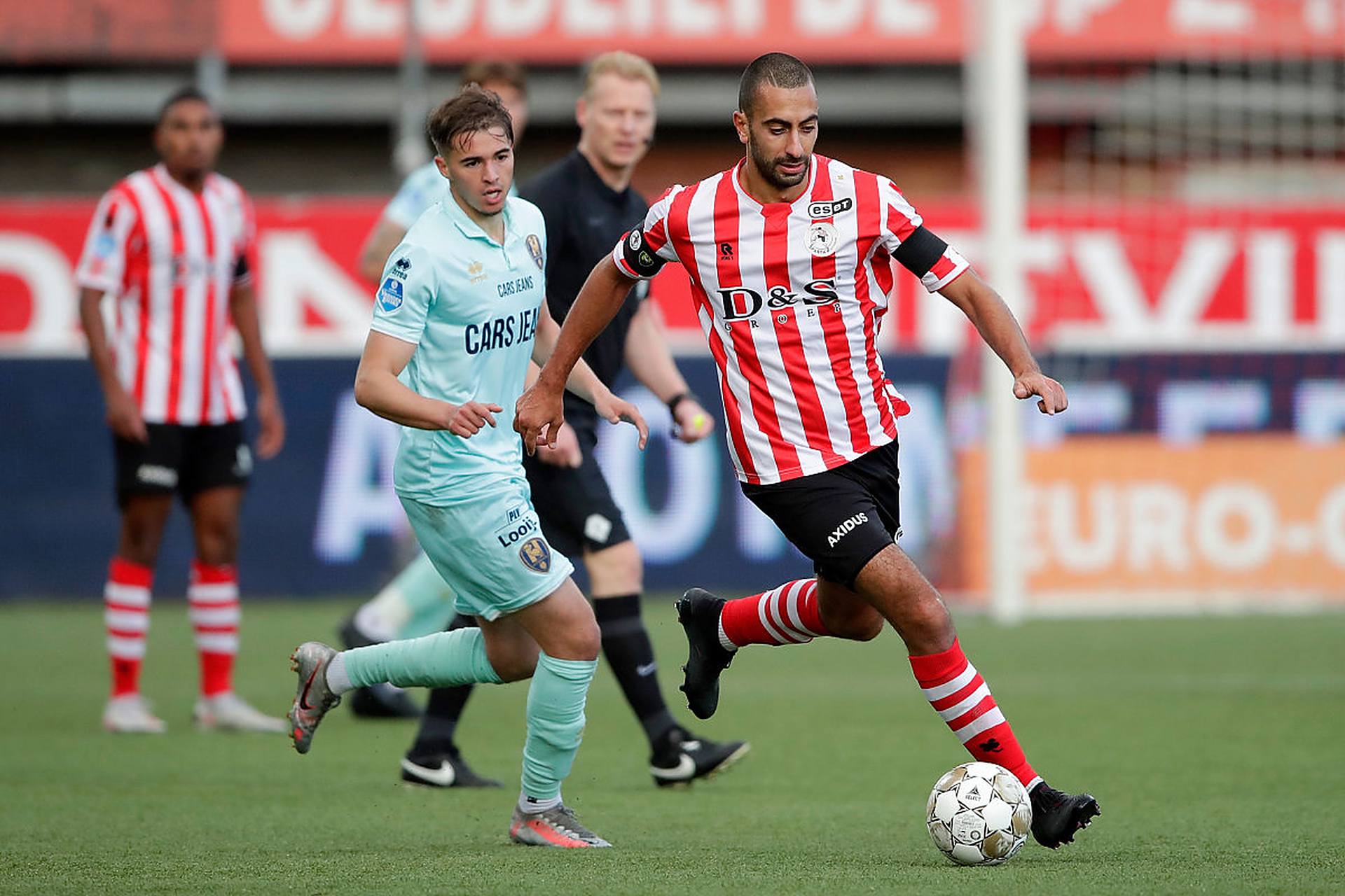 强强对话中 强强对话中