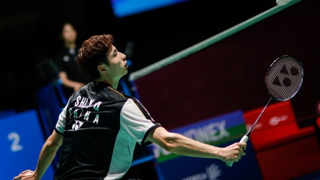 劳塔罗的背 劳塔罗的背